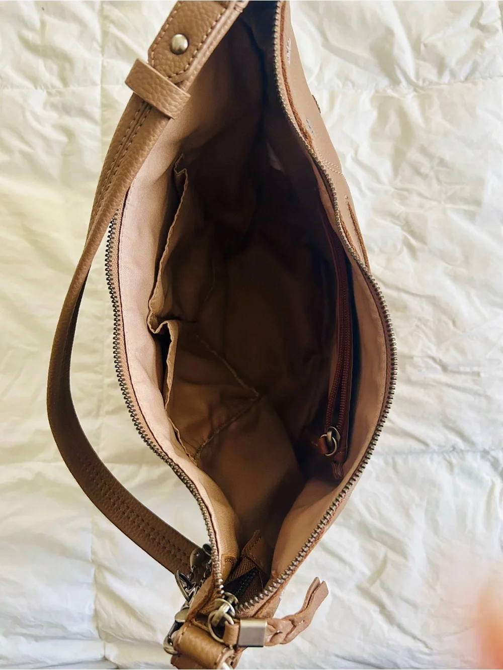 The Sak Sequoia Leather Hobo Bag